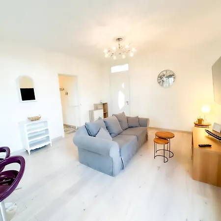 Bel Appartement A 10 Minutes De Disney Quincy-Voisins Exterior photo